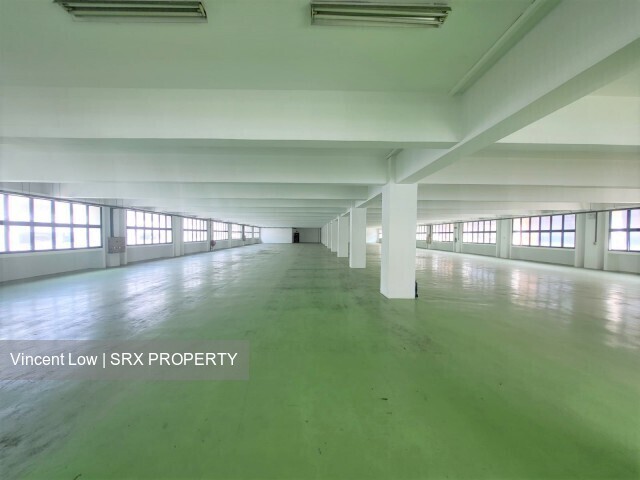 Tampines B2 Whole Building Near Tampines Safra (D18), Factory #362207501